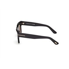 Tom Ford FINN-02 FT1304 01N 2